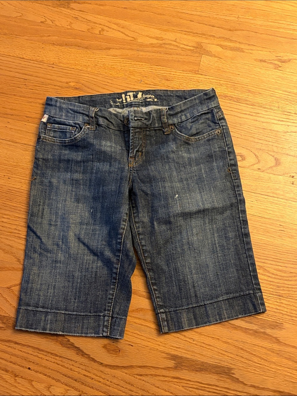 !it jeans Dark Blue Women's Denim Bermuda Shorts